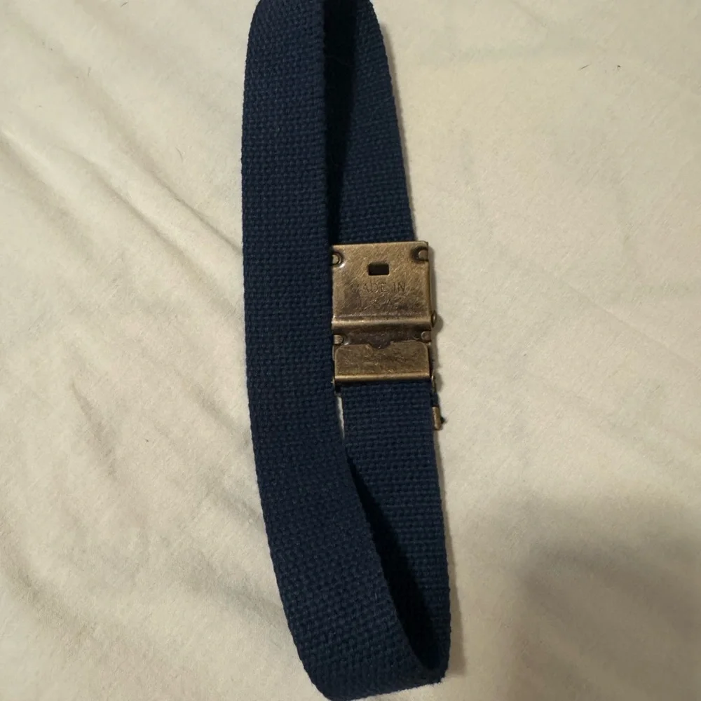 Guess belt